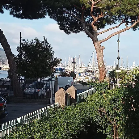 Marina's House Apartamento *